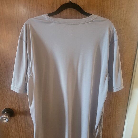 lightly used shirts and some I never wore ever - Picture 6 of 16